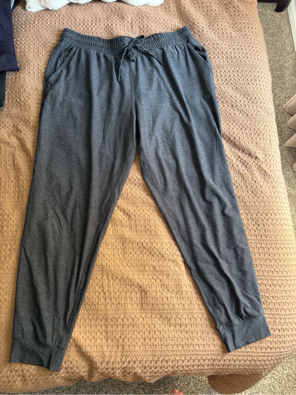 Wander Women's Charcoal Gray Drawstring Joggers